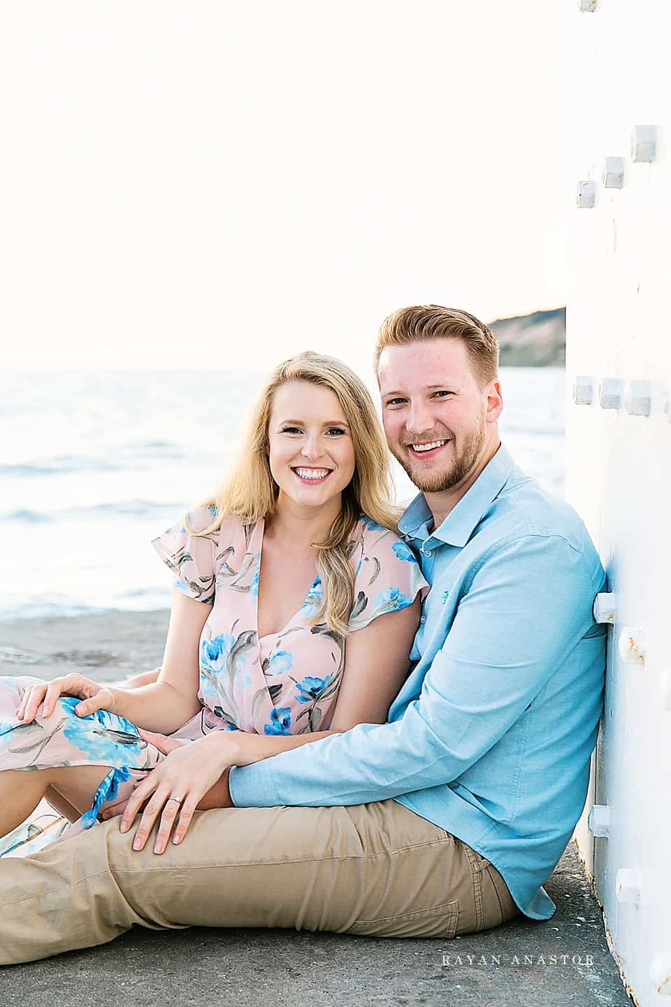 Engagement Photos at the Frankfort Lighthouse