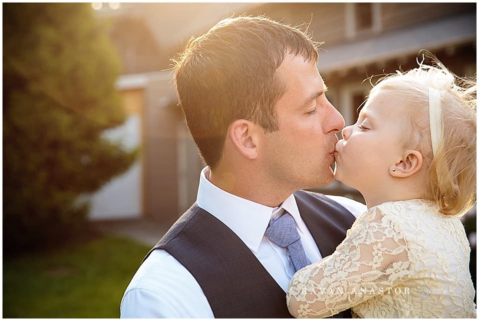 dad and daughter at wedding