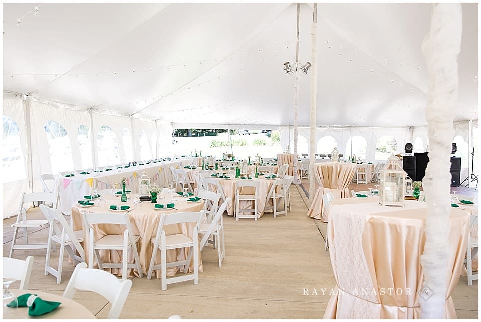 Crystal Lake Golf Course Wedding with green and white