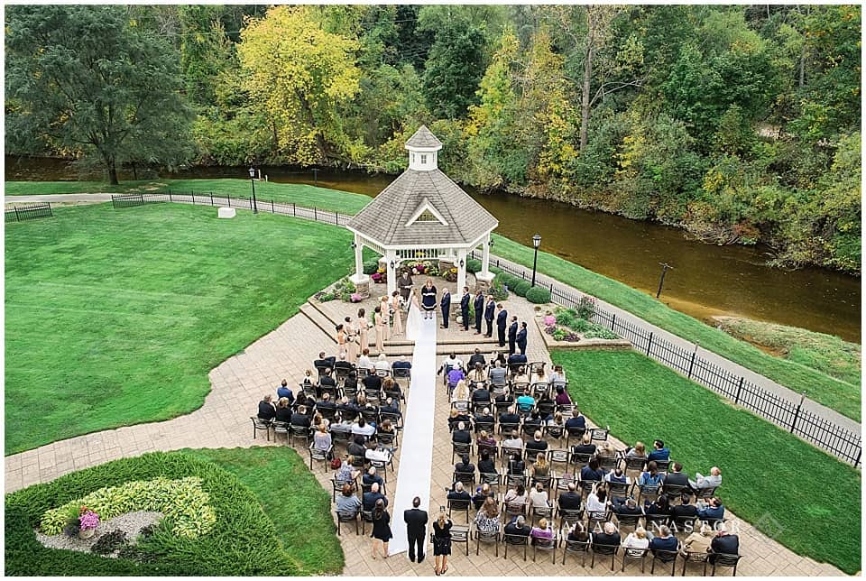 wedding at the riverwalk place