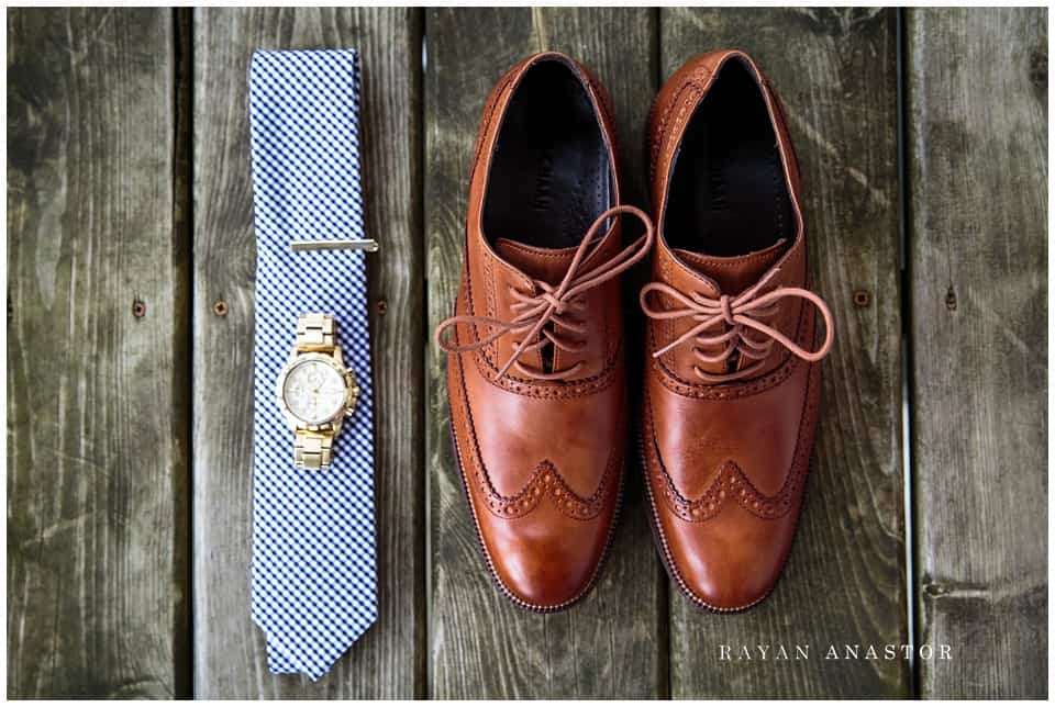 grooms shoes tie and watch