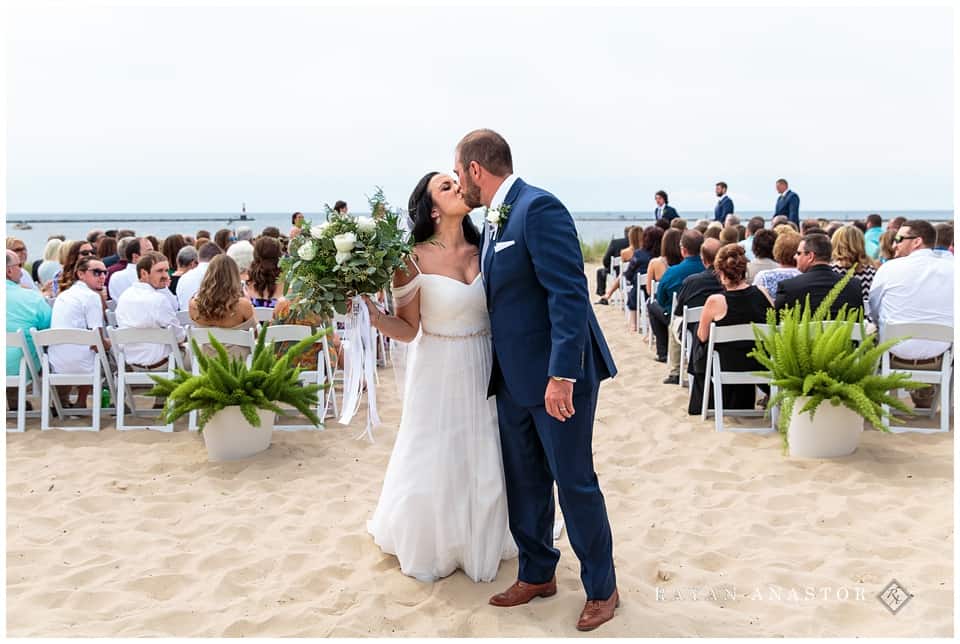 frankfort michigan beach wedding