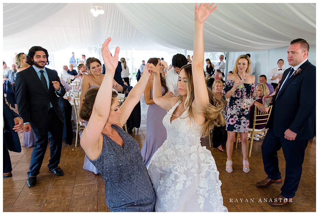 wedding reception dancing