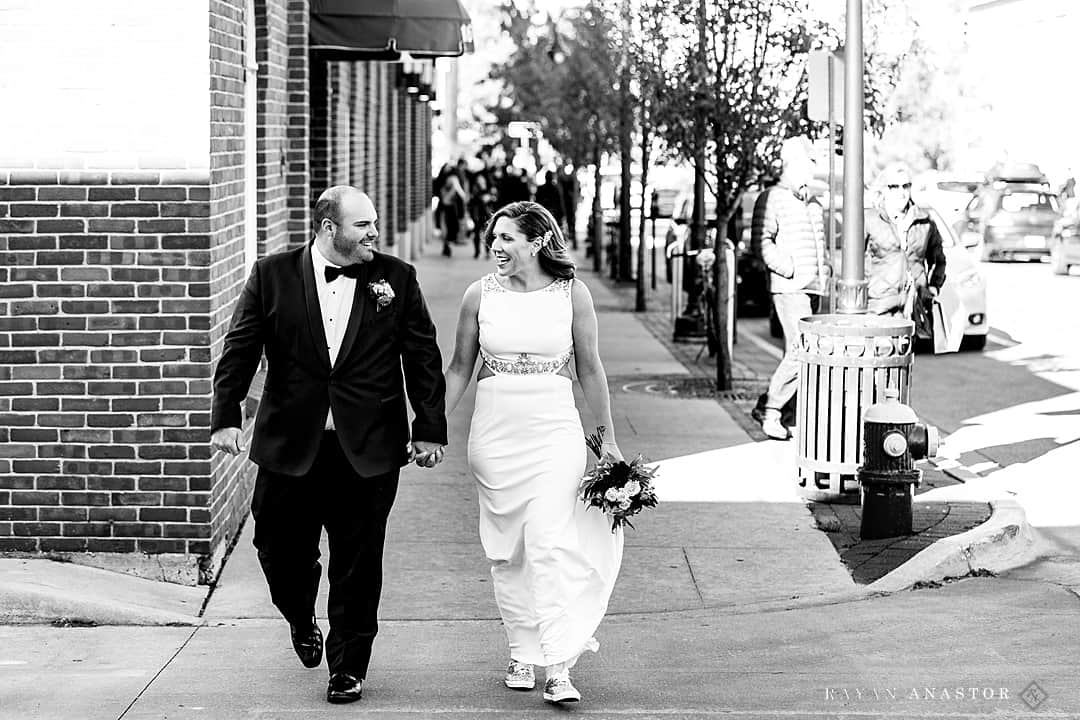 bride and groom photos in traverse city