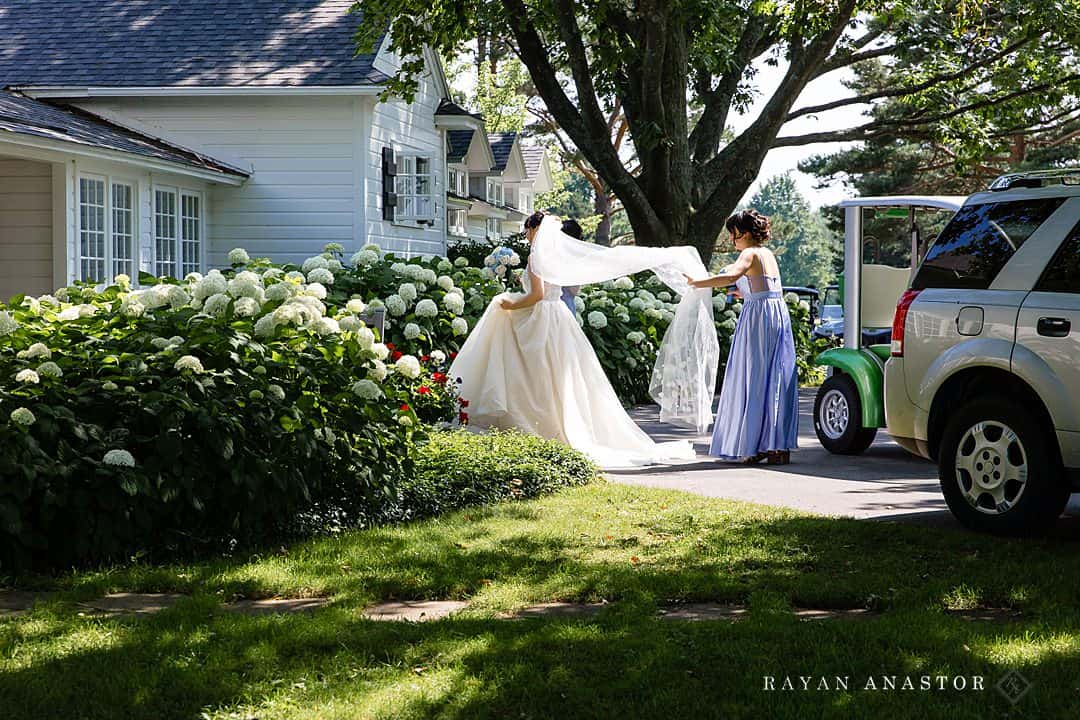 summer wedding at the Leland Country Club