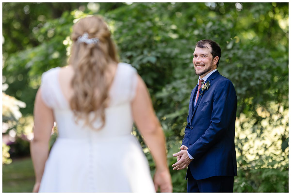 first look with groom at the peninsula room